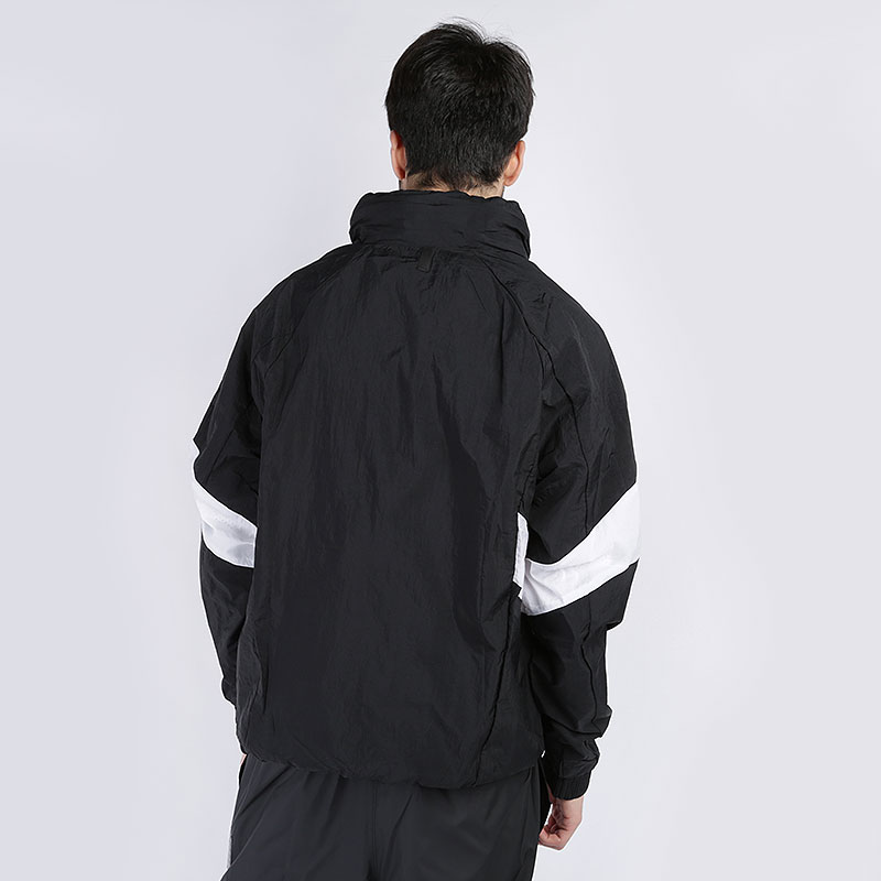 мужская черная куртка Jordan Wings Windwear Jacket CD5455-010 - цена, описание, фото 4
